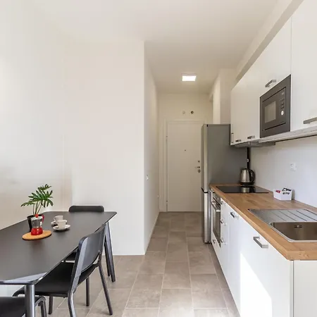 Appartamento Storchi 12 Apartament - Affitti Brevi Italia *