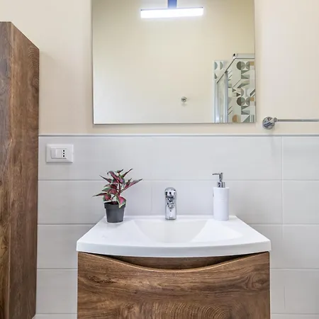 Storchi 12 Apartament - Affitti Brevi Italia Appartamento